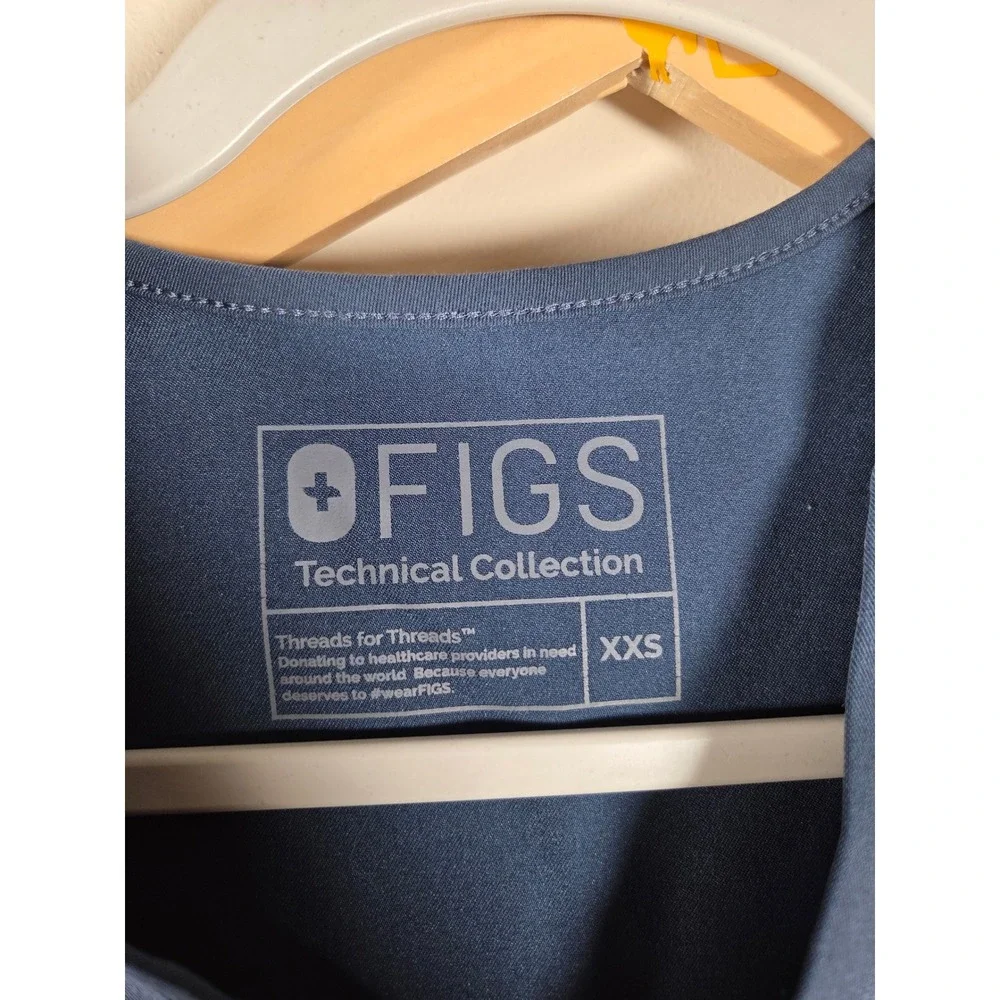FIGS Technical Collection Scrub Set Navy Blue Casma Top Cargo Jogger Pants XXS